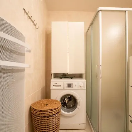 아파트 Lautrec 304 With Balcony By Interhome *